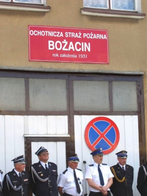 bozacin_000_400