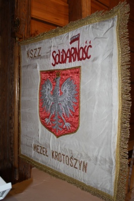 sztandar_solidarnoci_pkp_krotoszyn__400